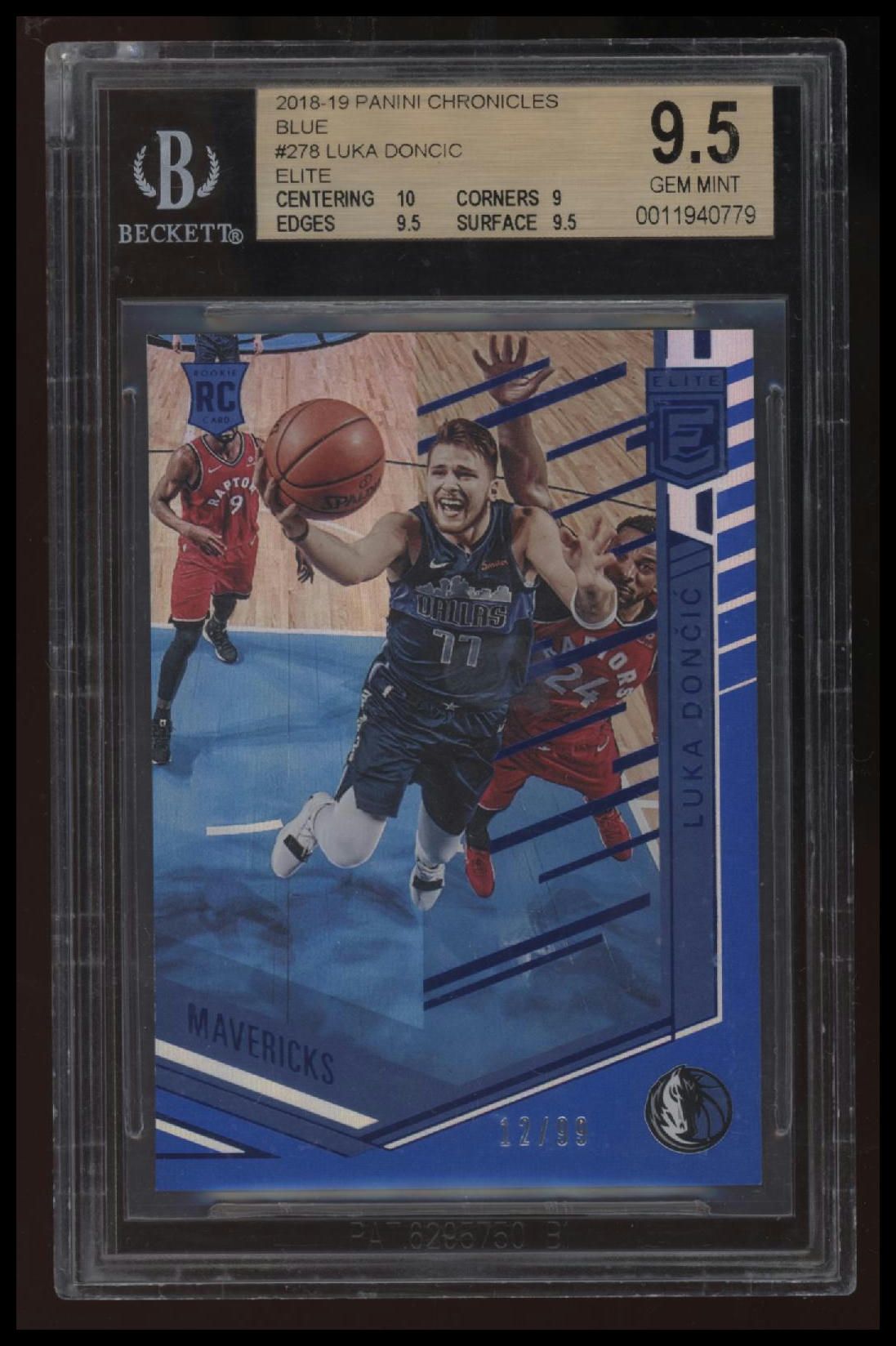 2018-19 Panini Chronicles Blue Luka Doncic/Elite BGS 9.5