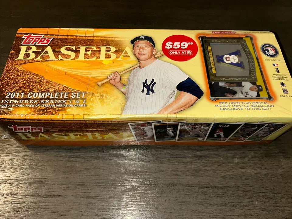 2011 Topps Complete Set Series 1 and 2 Collectors Edition(Mickey Mantle)